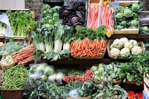 Grow "thin" gut bacteria by eating more veggies